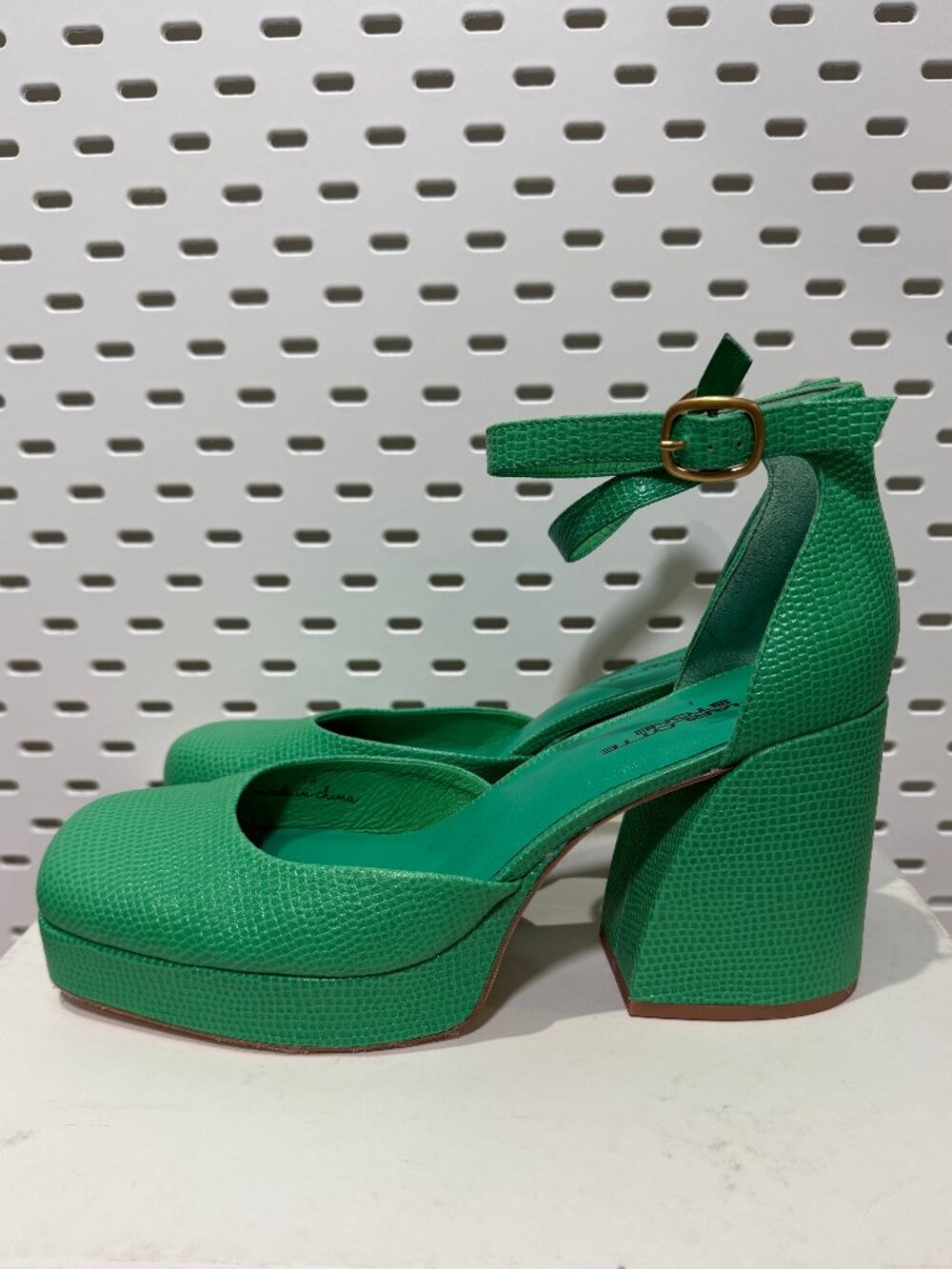Charlotte Stone Fran "Iguana" Heel Sz: 12